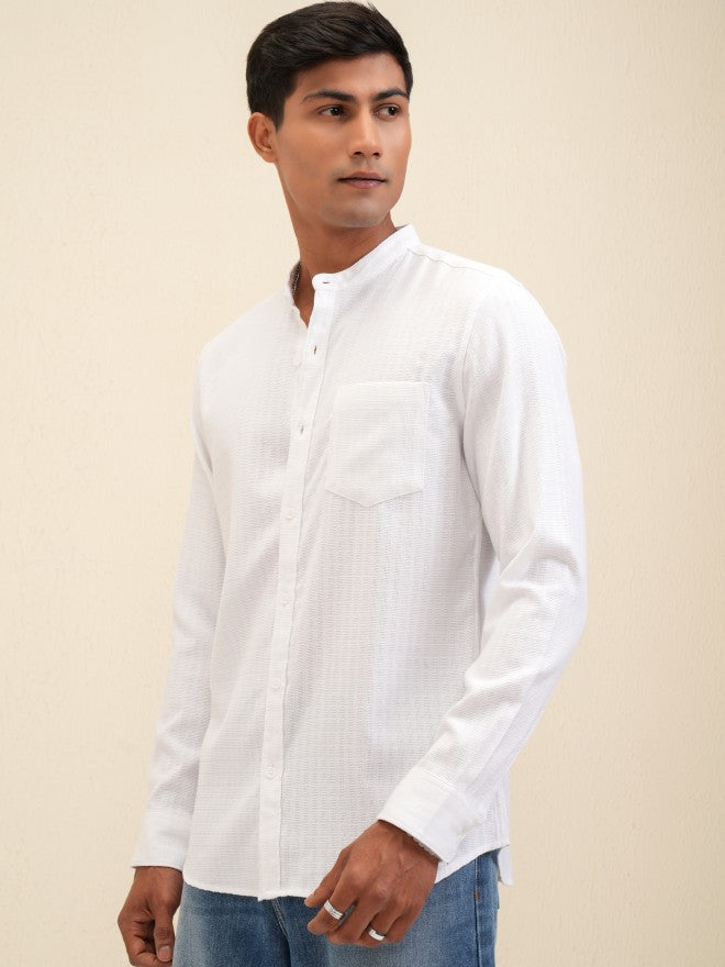 Locomotive Men White Textured Regular Fit Casual Shirt - White - Image 4