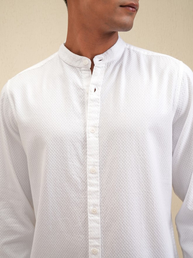Locomotive Men White Textured Regular Fit Casual Shirt - White - Image 5