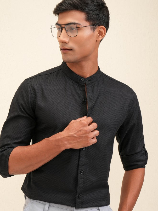 Locomotive Men Black Textured Regular Fit Casual Shirt - Black - Image 1