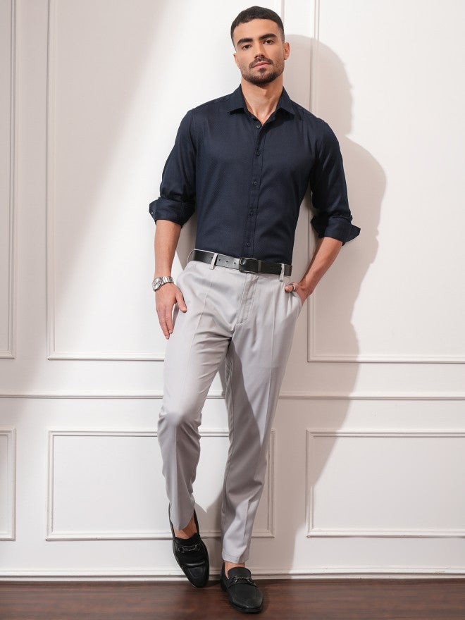 Locomotive Men Navy Blue Solid Slim Fit Casual Shirt - Navy Blue - Image 2