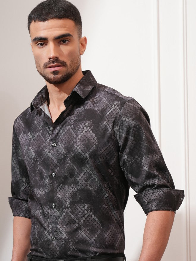 Locomotive Men Black Checked Slim Fit Casual Shirt - Black - Image 1