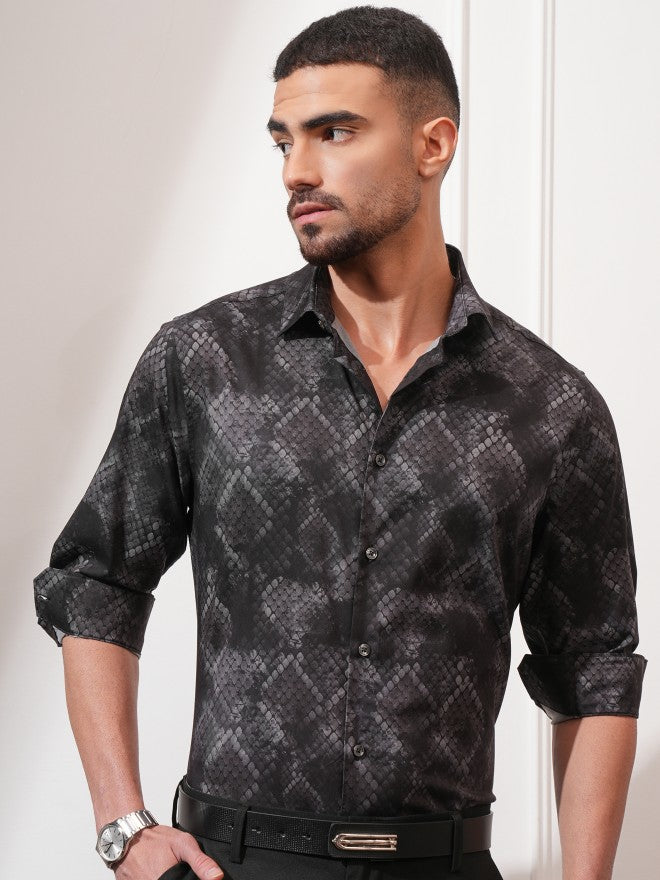 Locomotive Men Black Checked Slim Fit Casual Shirt - Black - Image 4