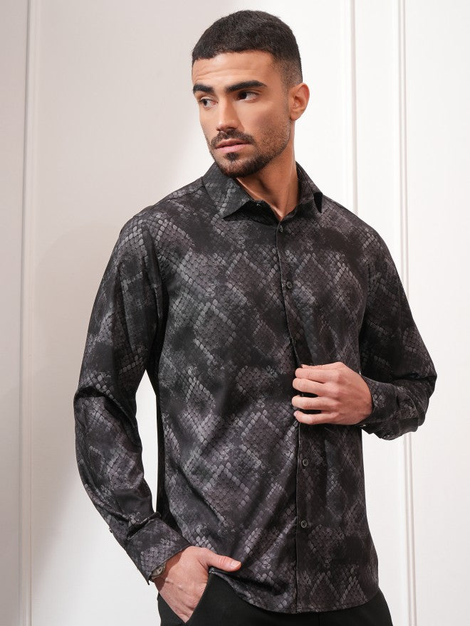 Locomotive Men Black Checked Slim Fit Casual Shirt - Black - Image 6