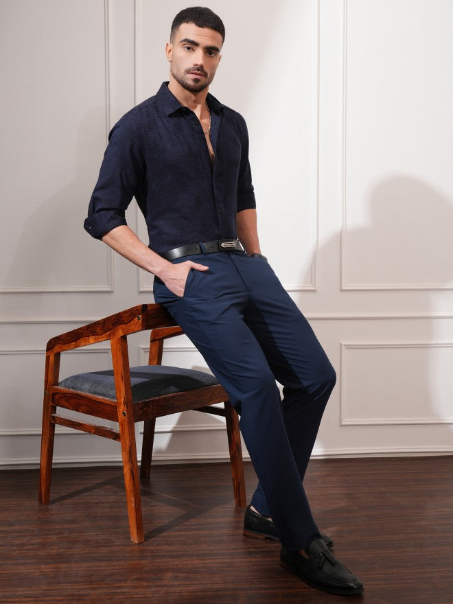 Locomotive Men Navy Blue Textured Slim Fit Casual Shirt - Navy Blue - Image 2