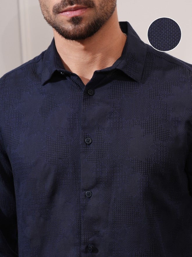 Locomotive Men Navy Blue Textured Slim Fit Casual Shirt - Navy Blue - Image 5