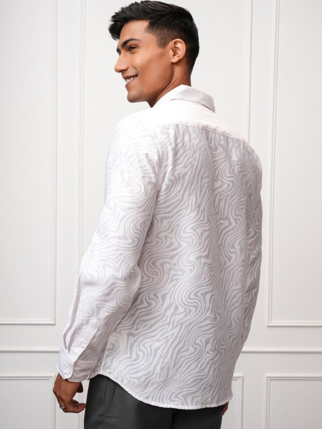 Locomotive Men White Printed Regular Fit Casual Shirt - White - Image 3