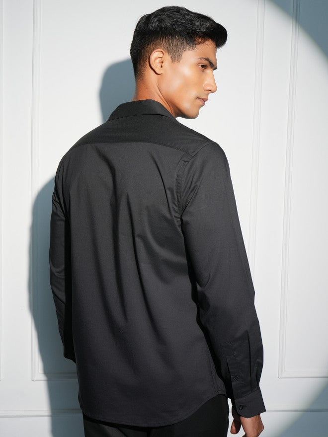 Locomotive Men Black Solid Slim Fit Casual Shirt - Black - Image 3