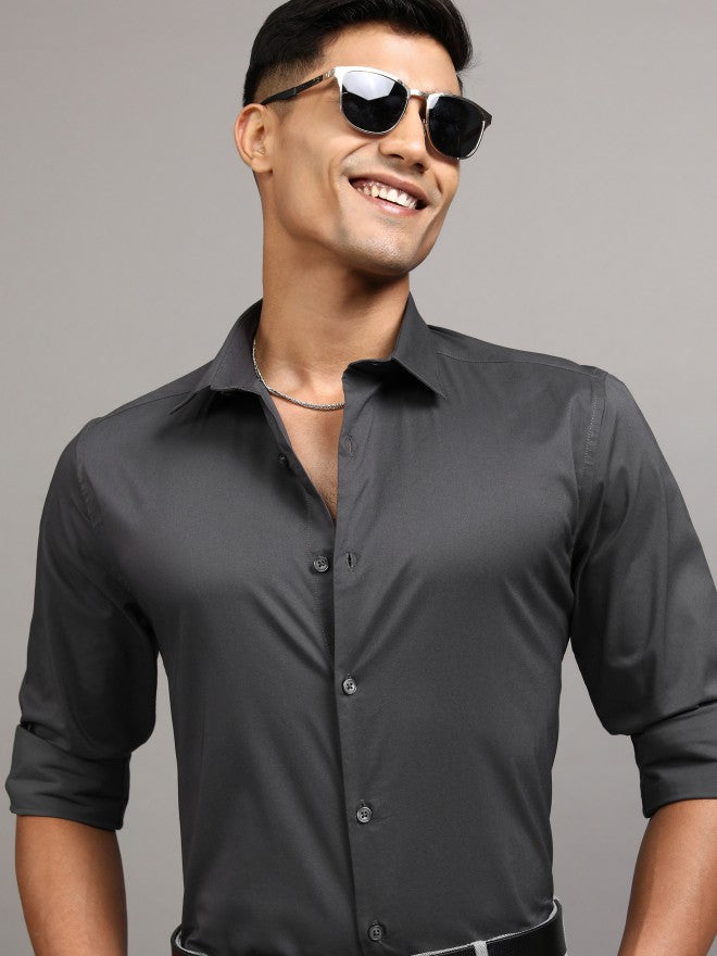 Locomotive Men Charcoal Solid Slim Fit Casual Shirt - Charcoal - Image 1