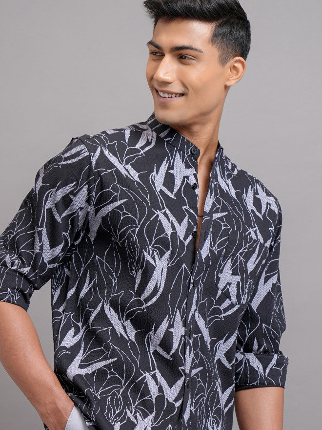 Locomotive Men Navy Blue Printed Regular Fit Casual Shirt - Navy Blue - Image 1
