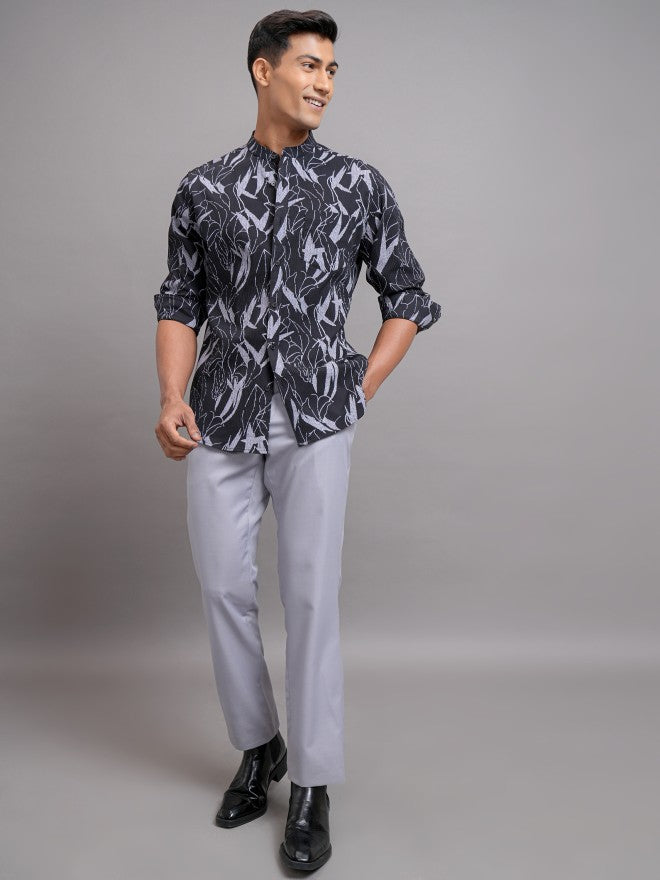 Locomotive Men Navy Blue Printed Regular Fit Casual Shirt - Navy Blue - Image 2