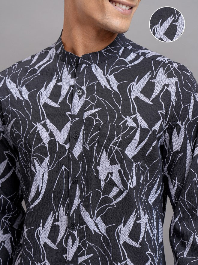 Locomotive Men Navy Blue Printed Regular Fit Casual Shirt - Navy Blue - Image 5