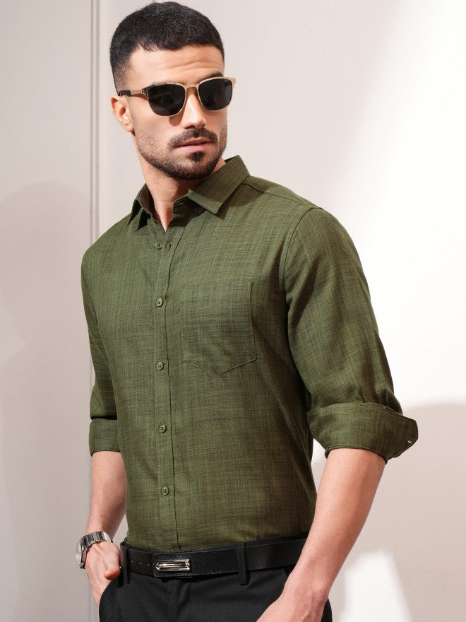 Locomotive Men Olive Solid Slim Fit Casual Shirt - Olive - Image 4