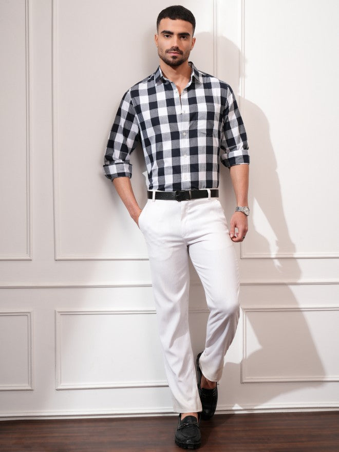 Locomotive Men Navy Blue Checked Slim Fit Casual Shirt - Navy Blue - Image 3
