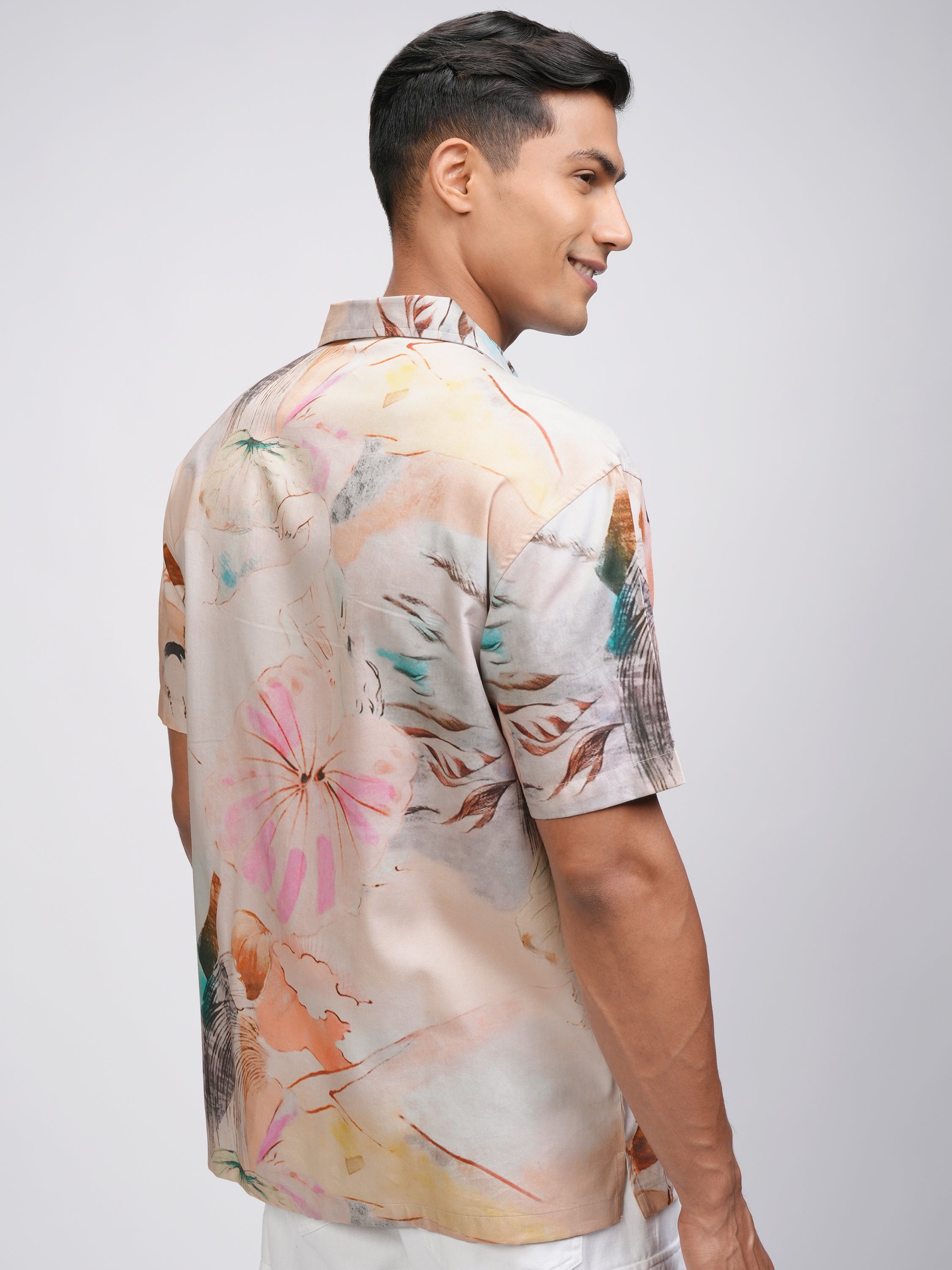 Locomotive Men Peach Printed Relaxed Fit Casual Shirt - Peach - Image 3