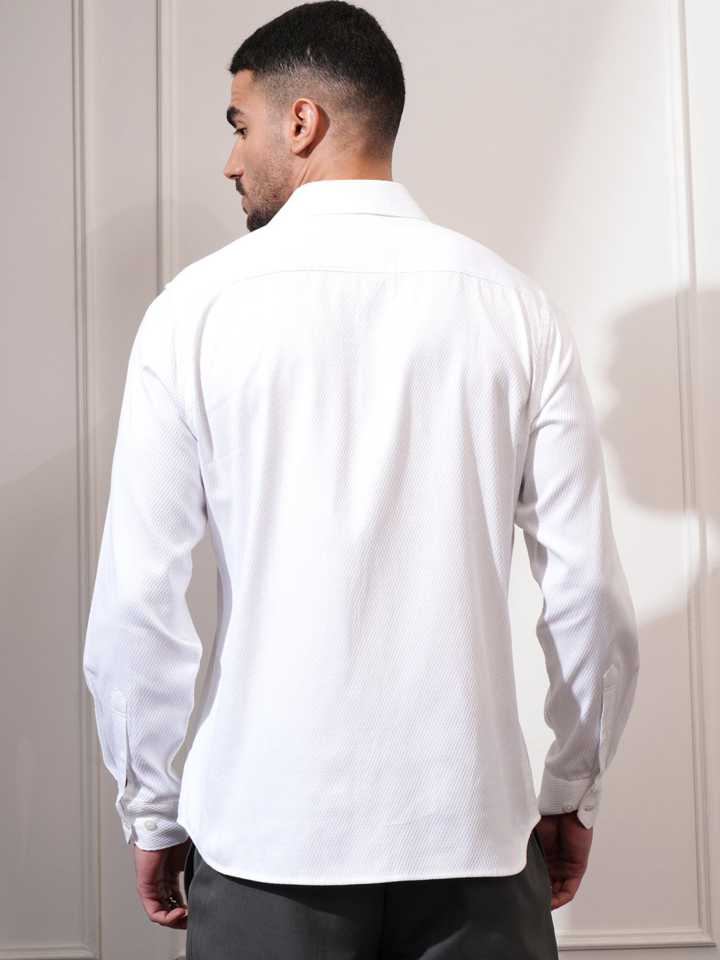 Locomotive Men White Textured Slim Fit Casual Shirt - White - Image 3