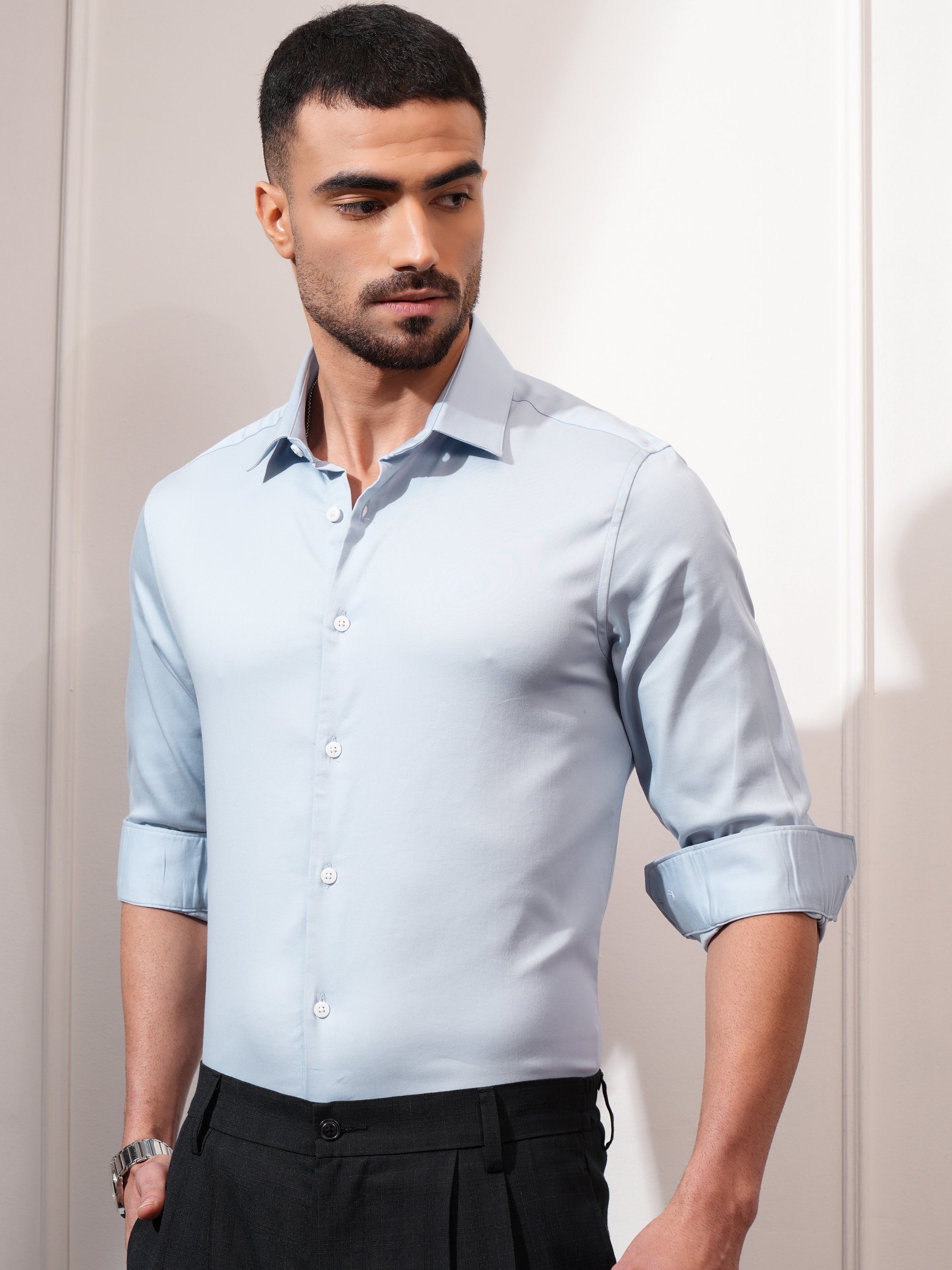 Locomotive Men Blue Solid Slim Fit Casual Shirt - Blue - Image 4