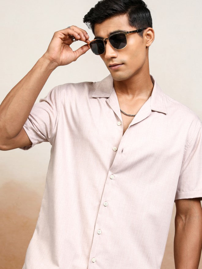 Locomotive Men Pink Solid Relaxed Fit Casual Shirt - Pink - Image 1