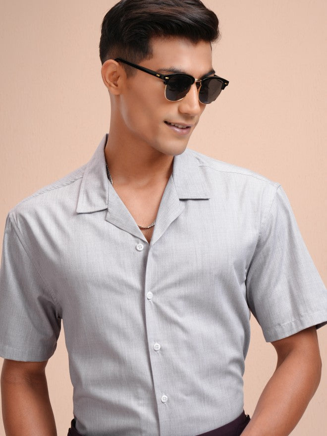 Locomotive Men Grey Solid Relaxed Fit Casual Shirt - Grey - Image 1