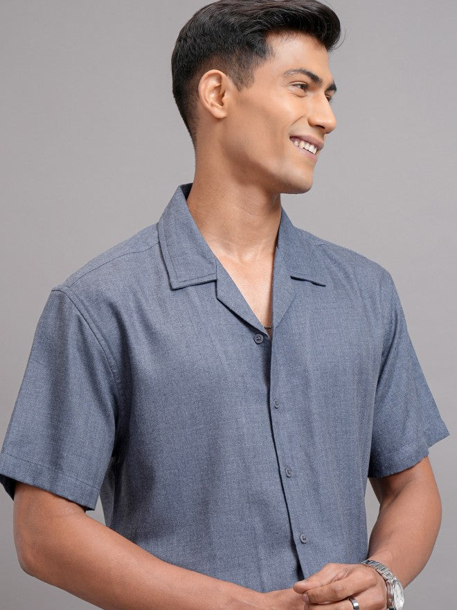 Locomotive Men Blue Solid Relaxed Fit Casual Shirt - Blue - Image 1