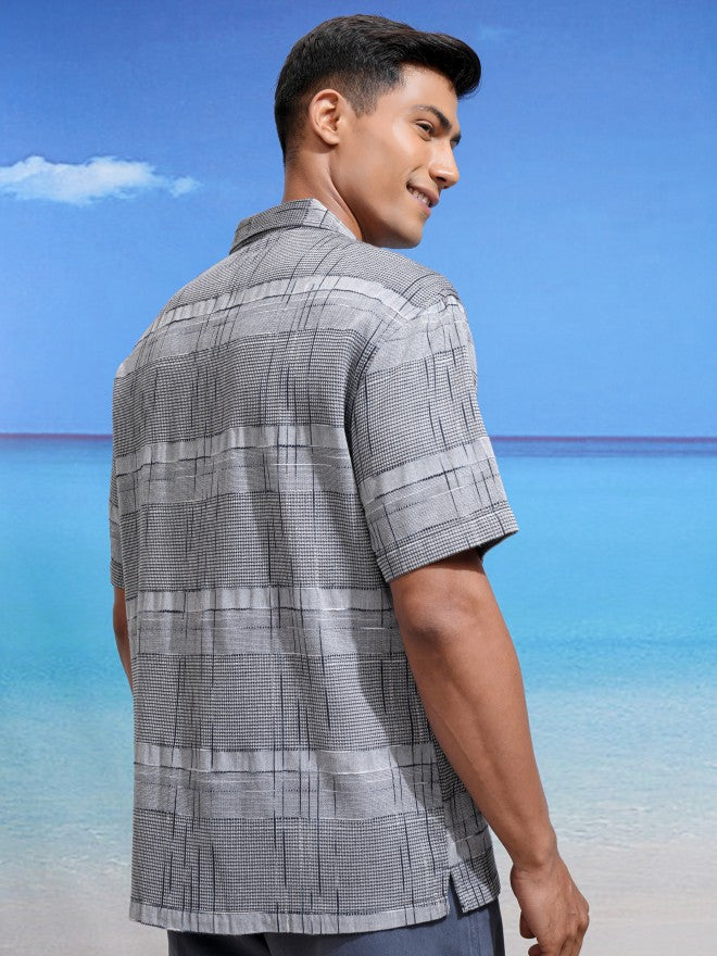Locomotive Men Grey Checked Relaxed Fit Casual Shirt - Grey - Image 3