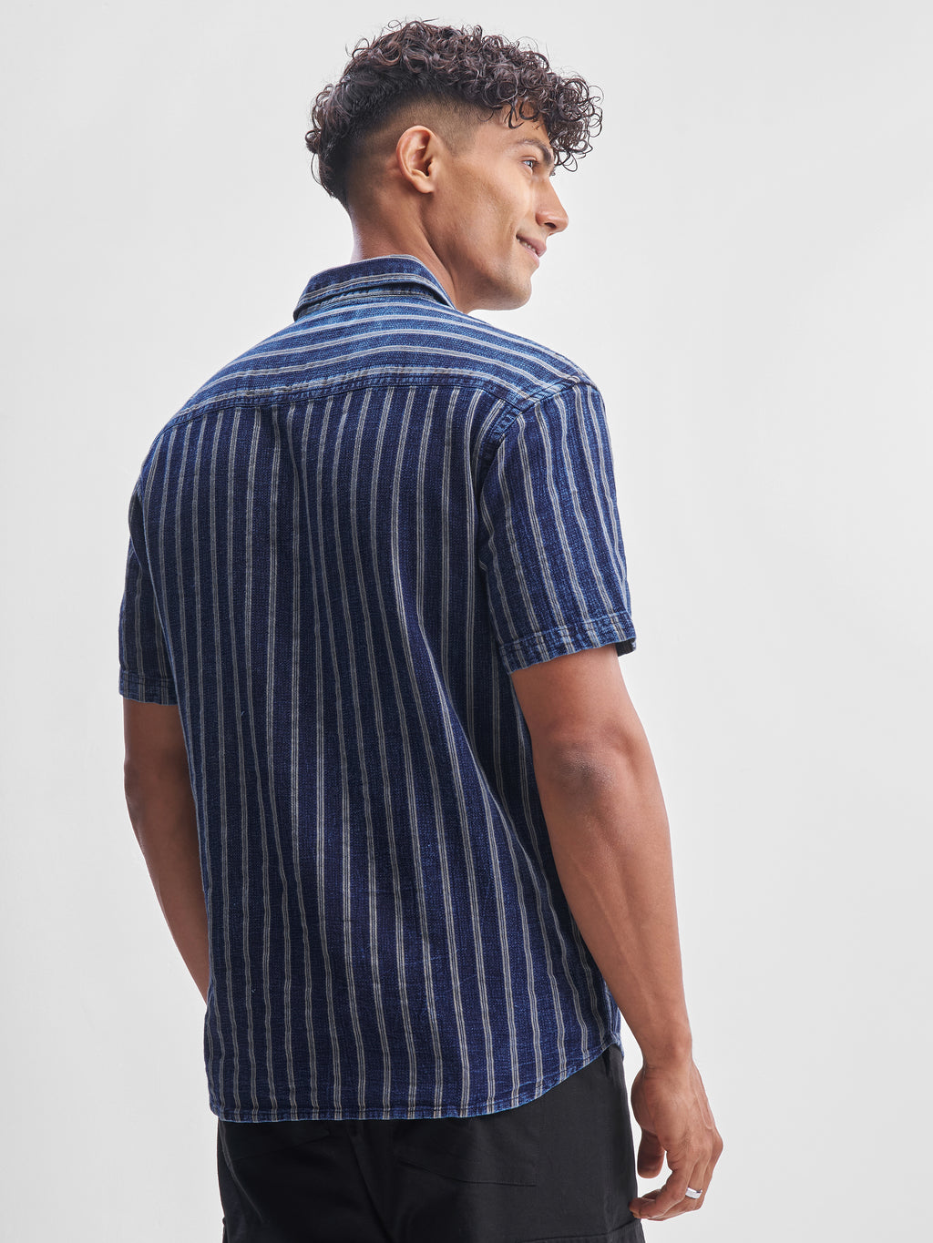 Locomotive Men Blue Striped Relaxed Fit Casual Shirt - Blue - Image 3
