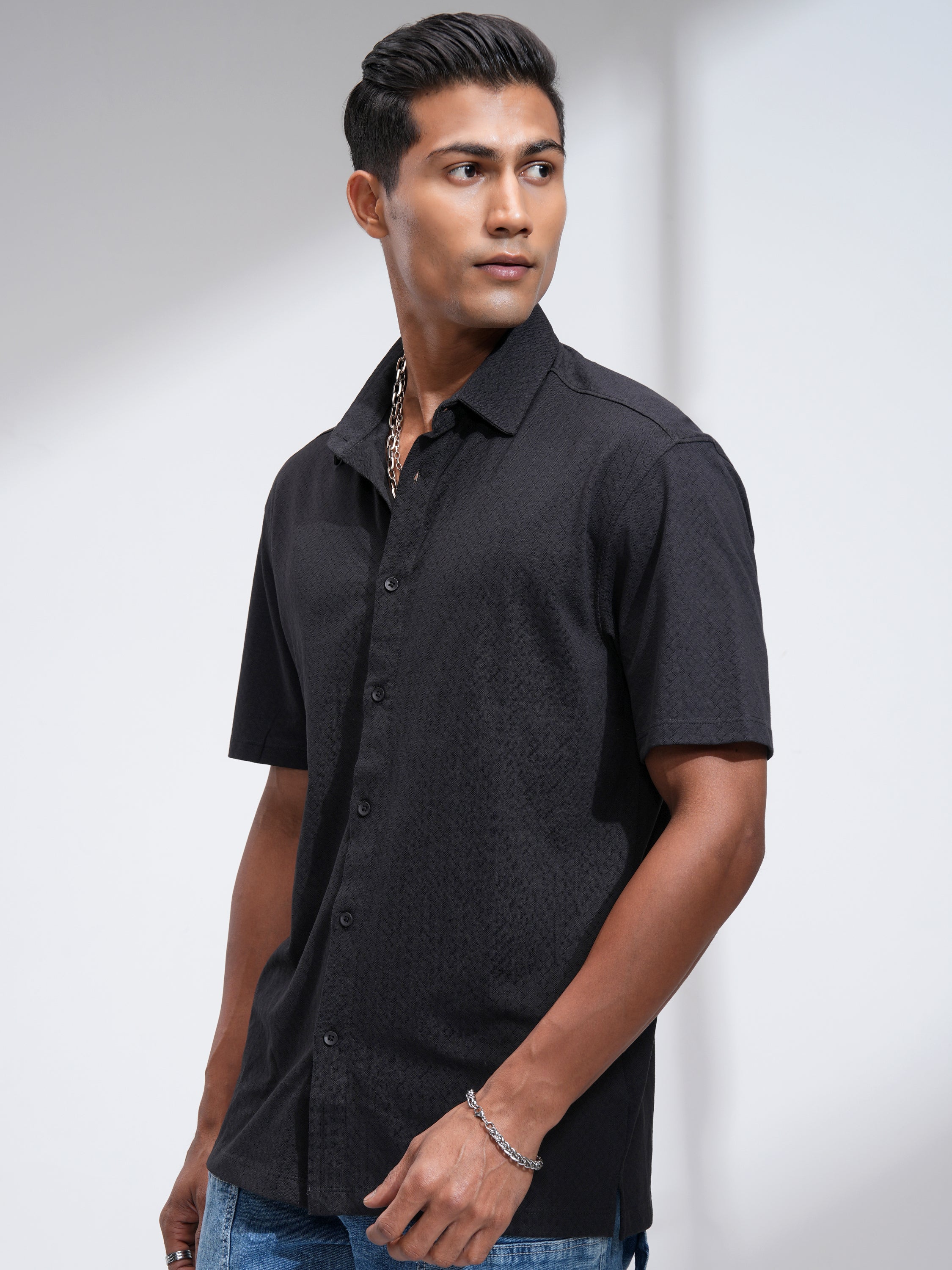 Locomotive Men Black Textured Relaxed Fit Casual Shirt - Black - Image 4