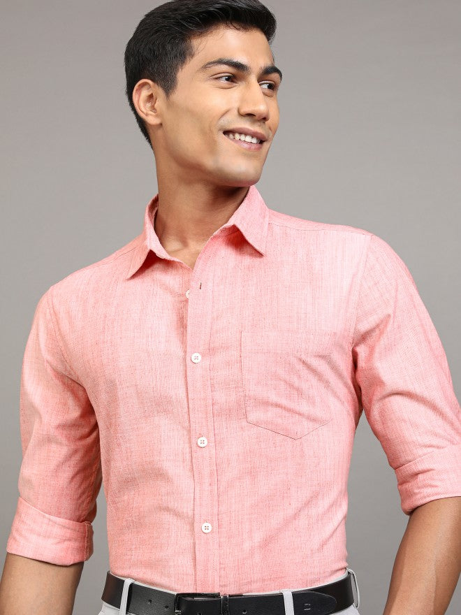 Locomotive Men Peach Solid Regular Fit Casual Shirt - Peach - Image 1
