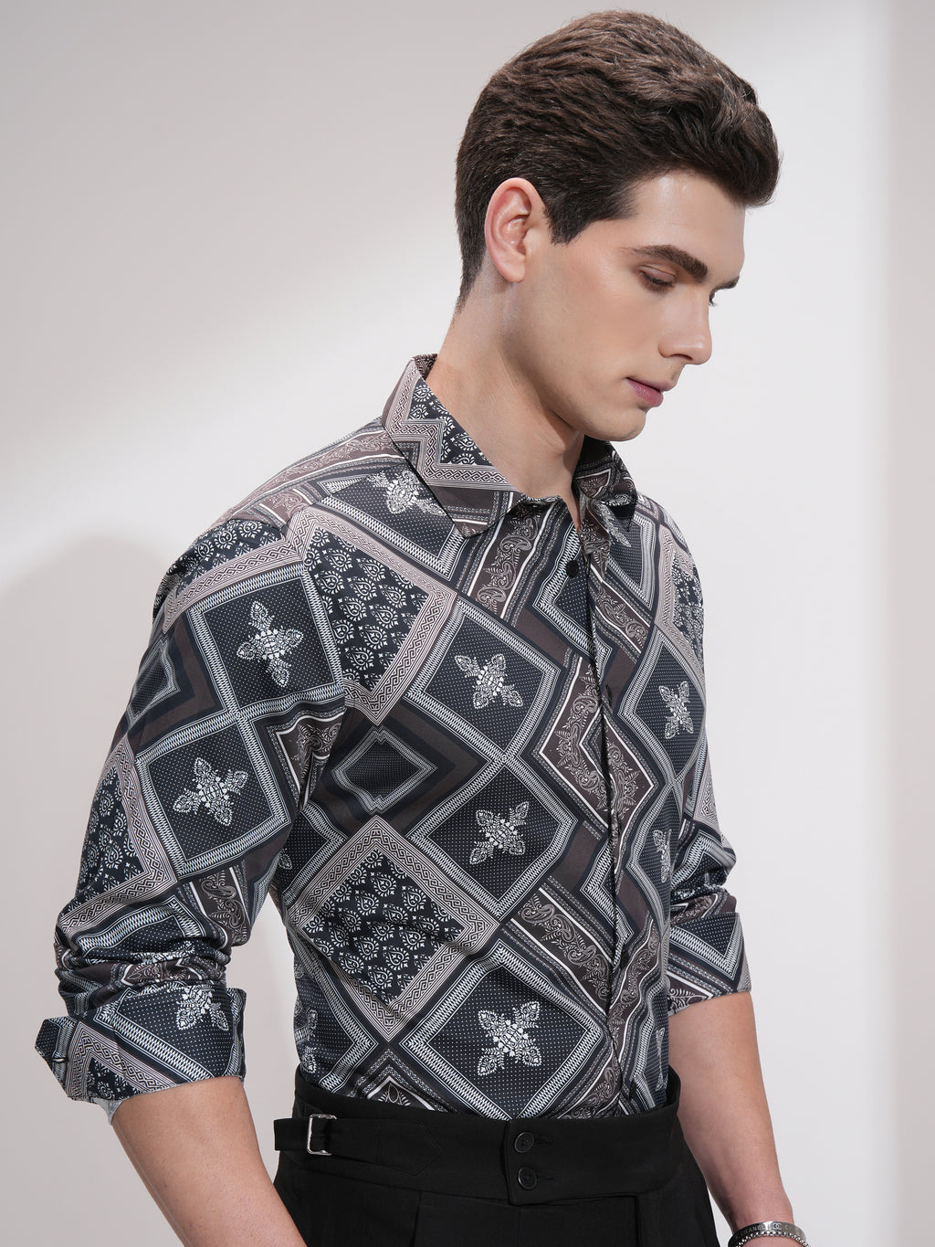 Locomotive Men Black Printed Slim Fit Casual Shirt - Black - Image 6