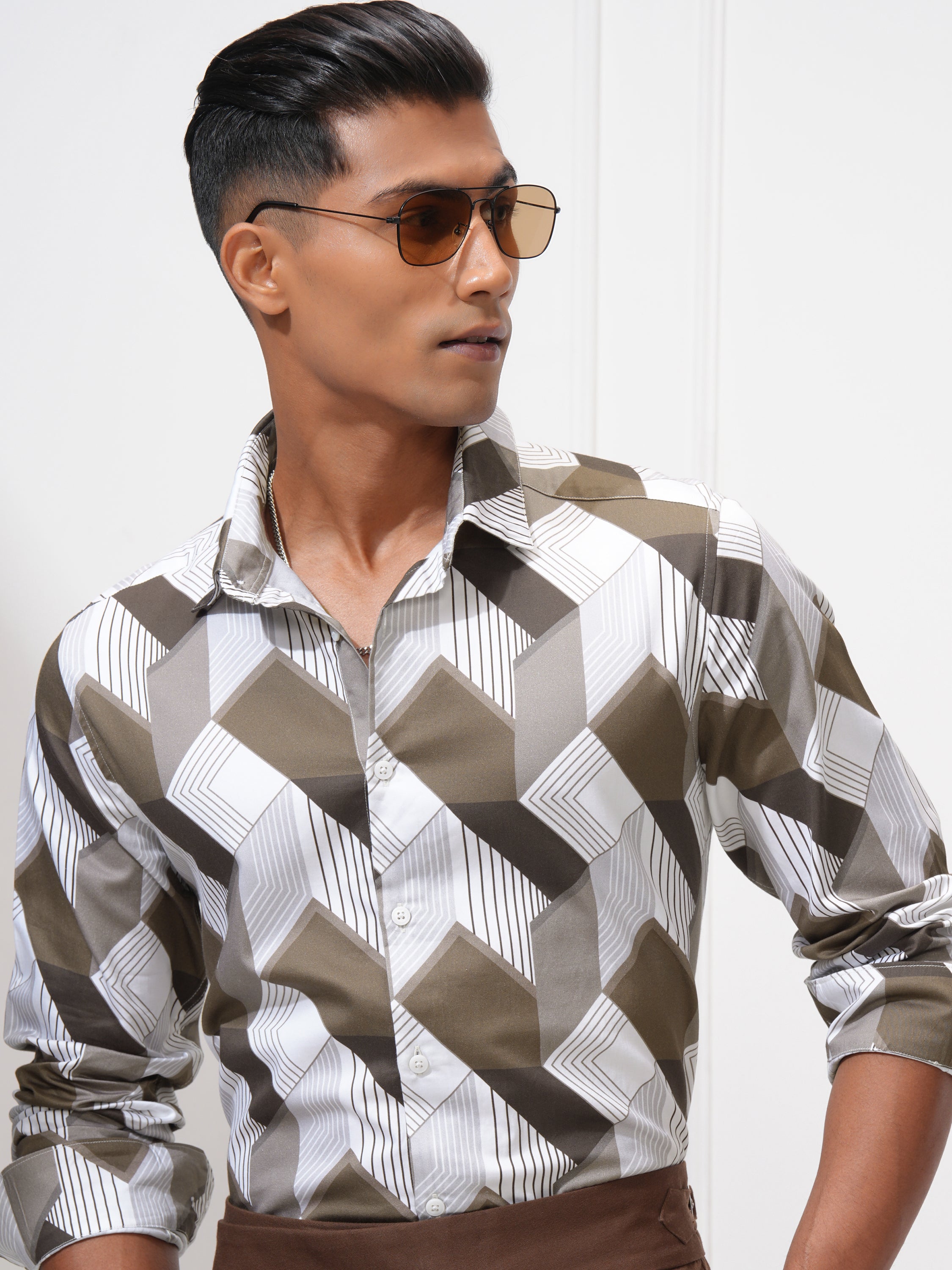 Locomotive Men White Printed Slim Fit Casual Shirt - White - Image 1