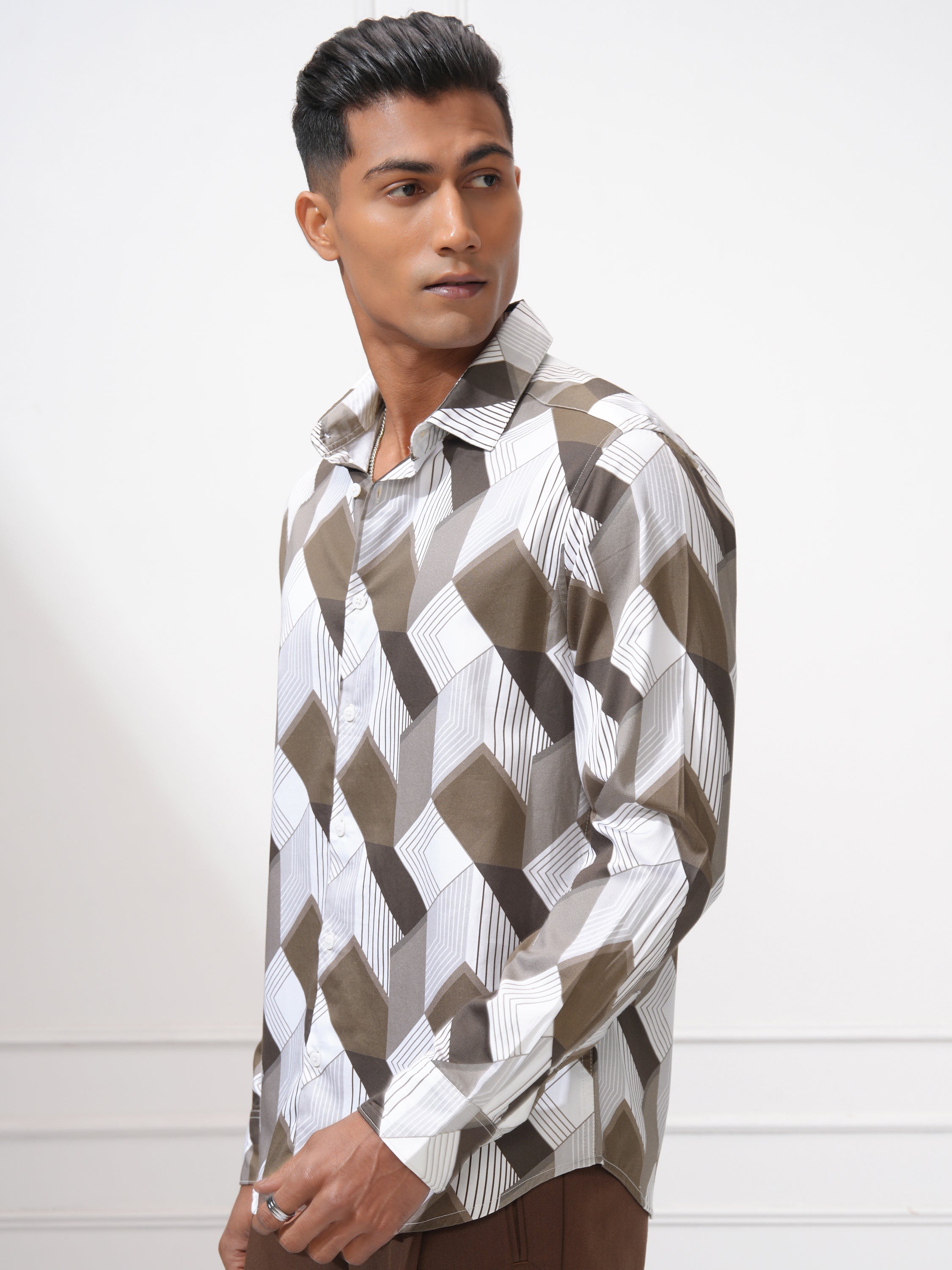 Locomotive Men White Printed Slim Fit Casual Shirt - White - Image 4