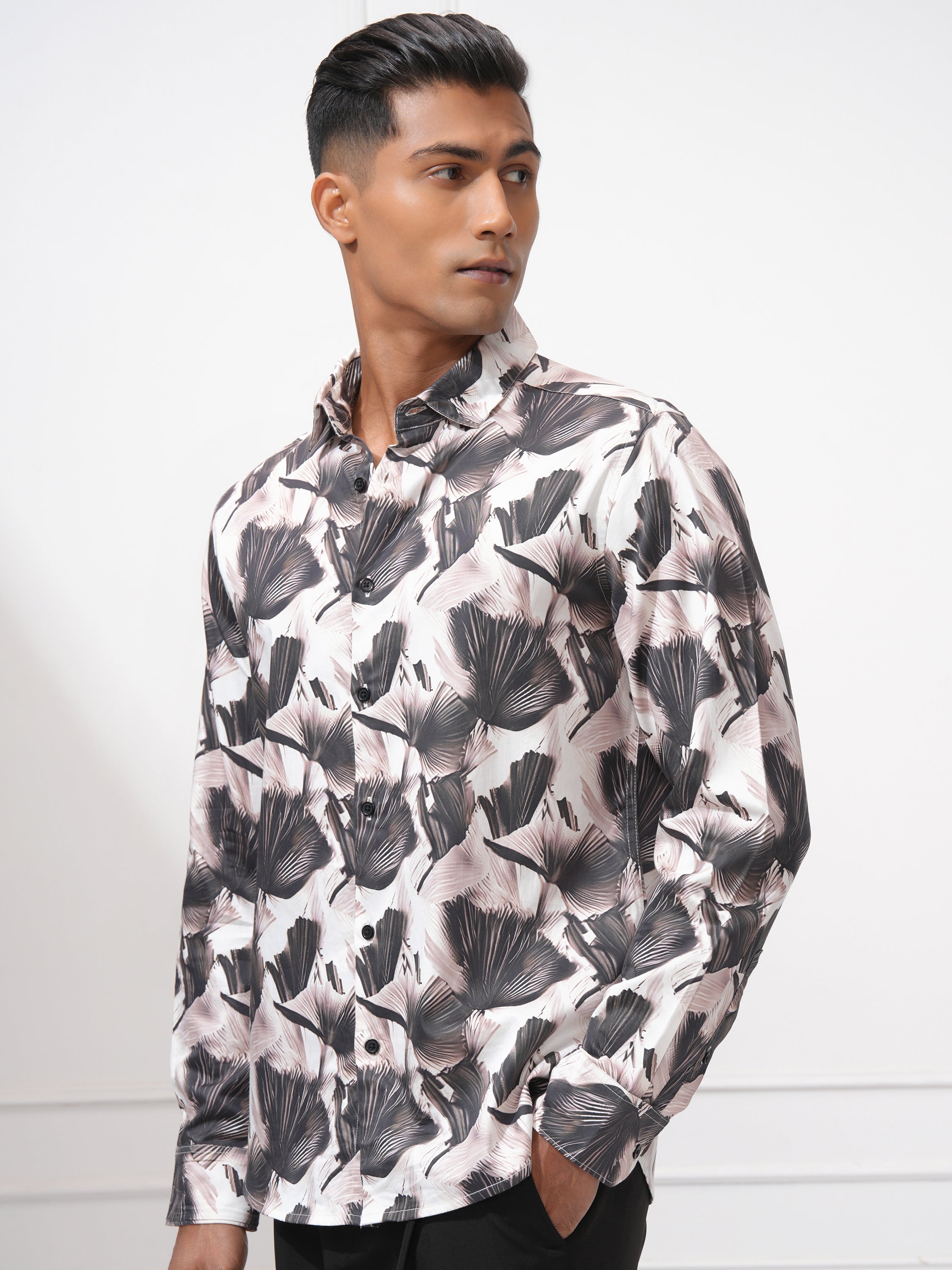 Locomotive Men Peach Printed Slim Fit Casual Shirt - Peach - Image 4