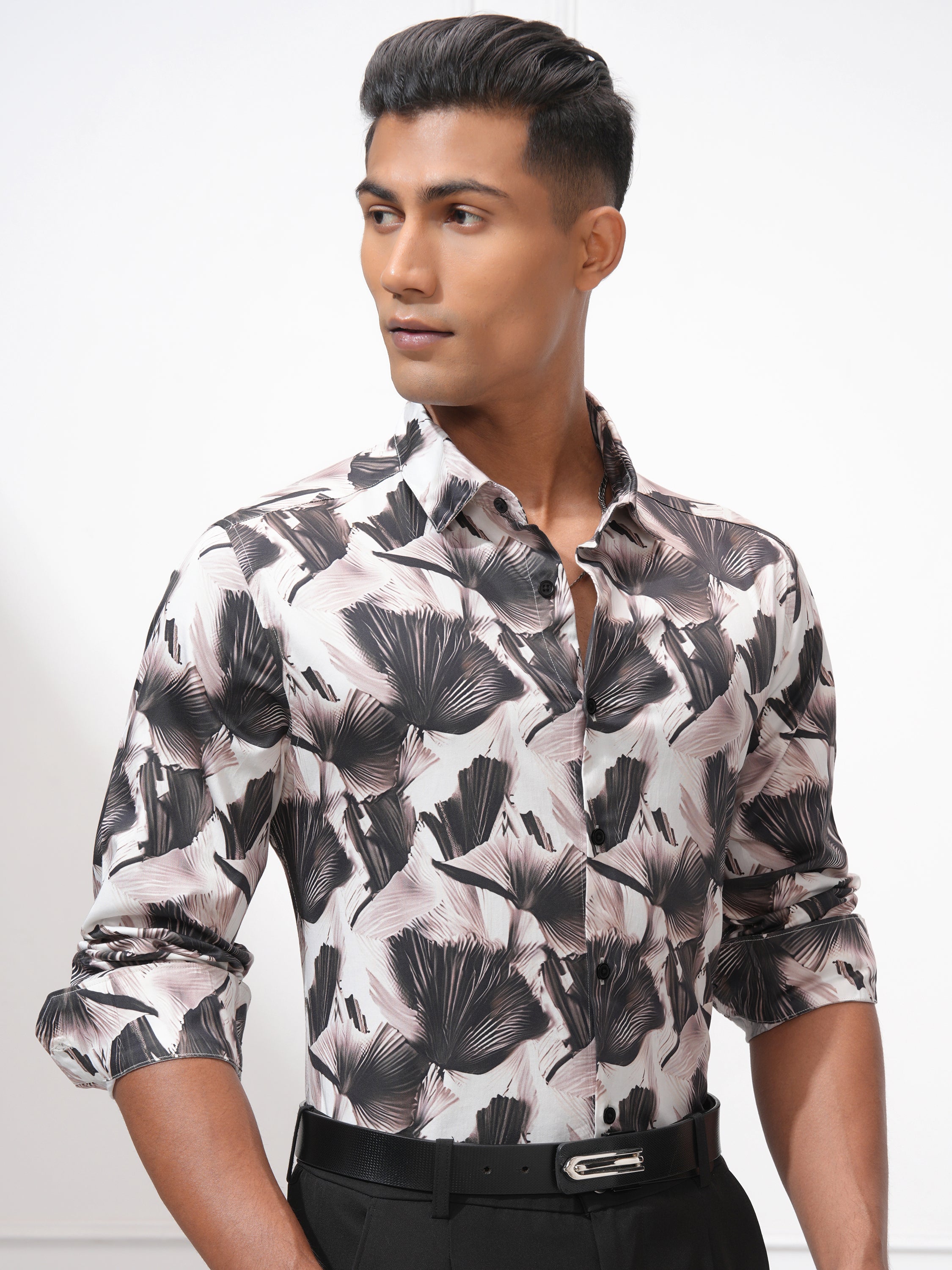 Locomotive Men Peach Printed Slim Fit Casual Shirt - Peach - Image 6