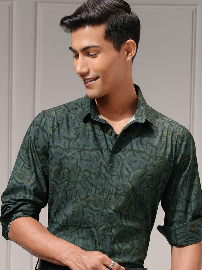 Locomotive Men Green Printed Slim Fit Casual Shirt - Green - Image 1