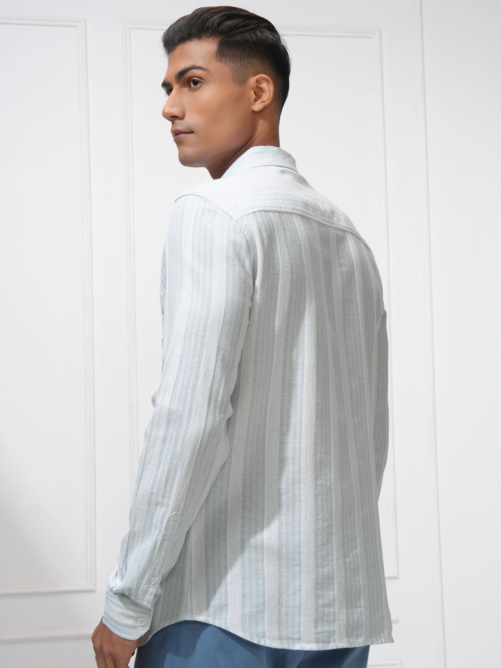 Locomotive Men Blue Striped Regular Fit Casual Shirt - Blue - Image 3