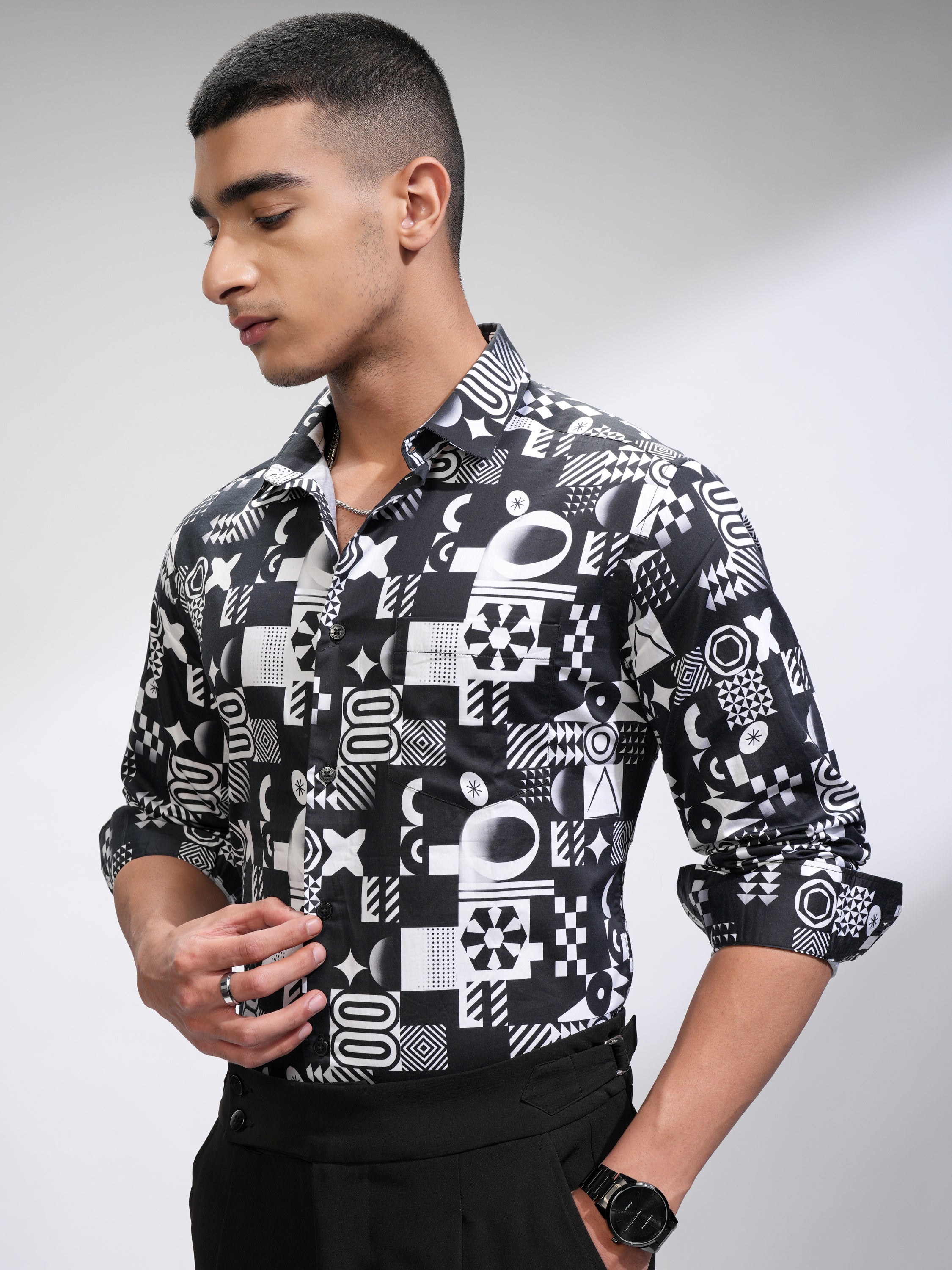 Locomotive Men White Printed Slim Fit Casual Shirt - White - Image 4