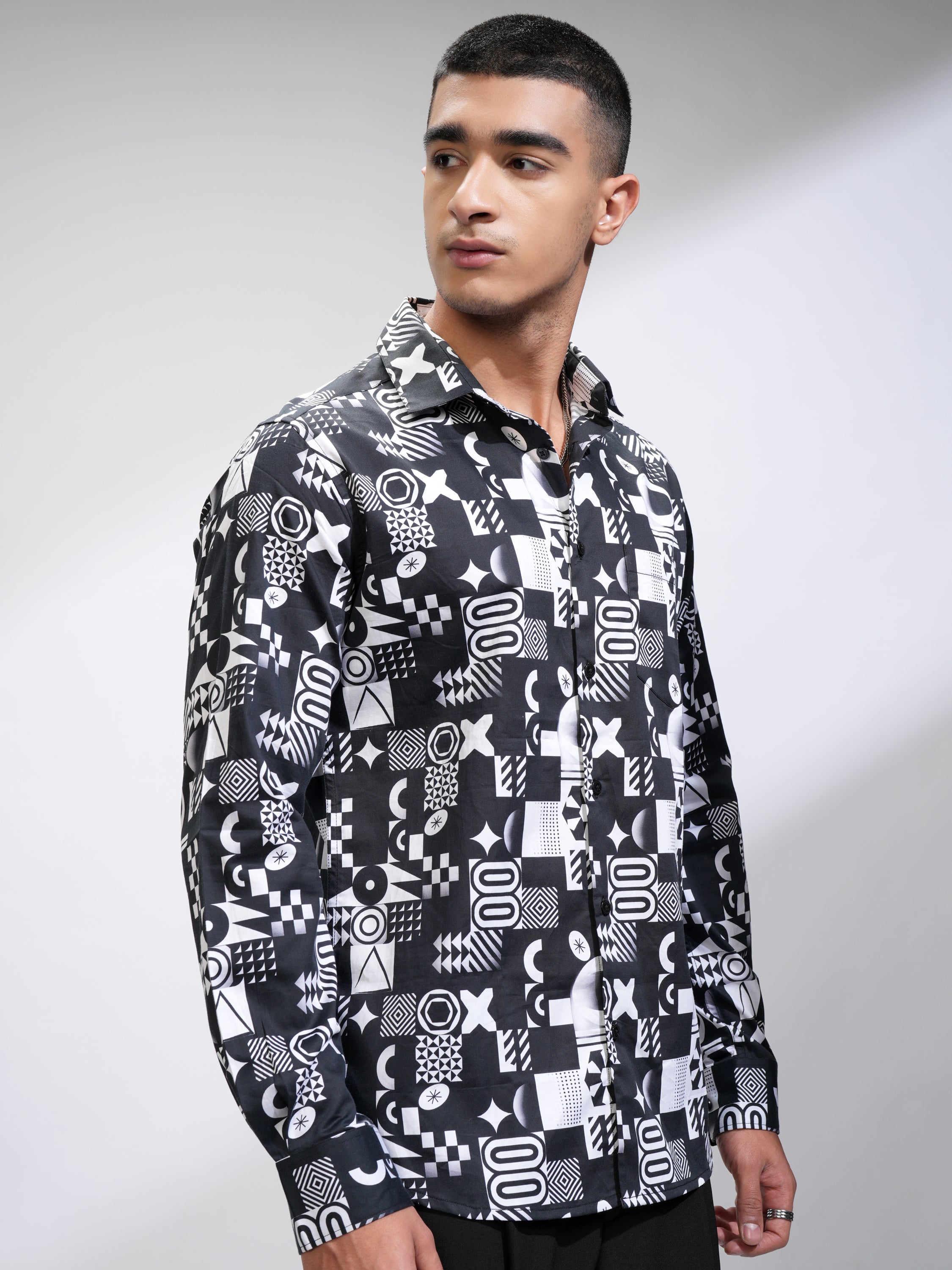 Locomotive Men White Printed Slim Fit Casual Shirt - White - Image 6