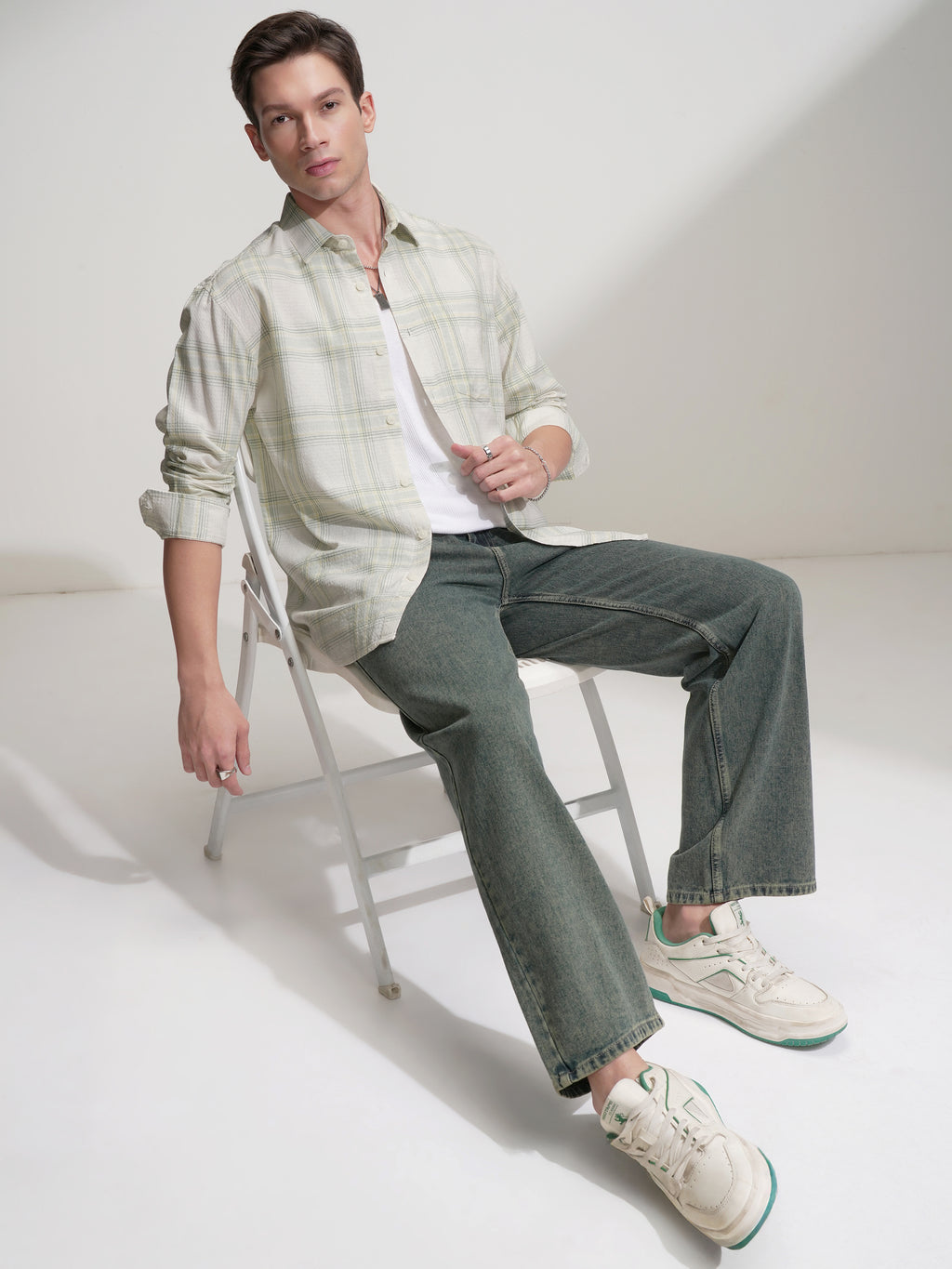 Locomotive Men Cream Checked Relaxed Fit Casual Shirt - Cream - Image 2