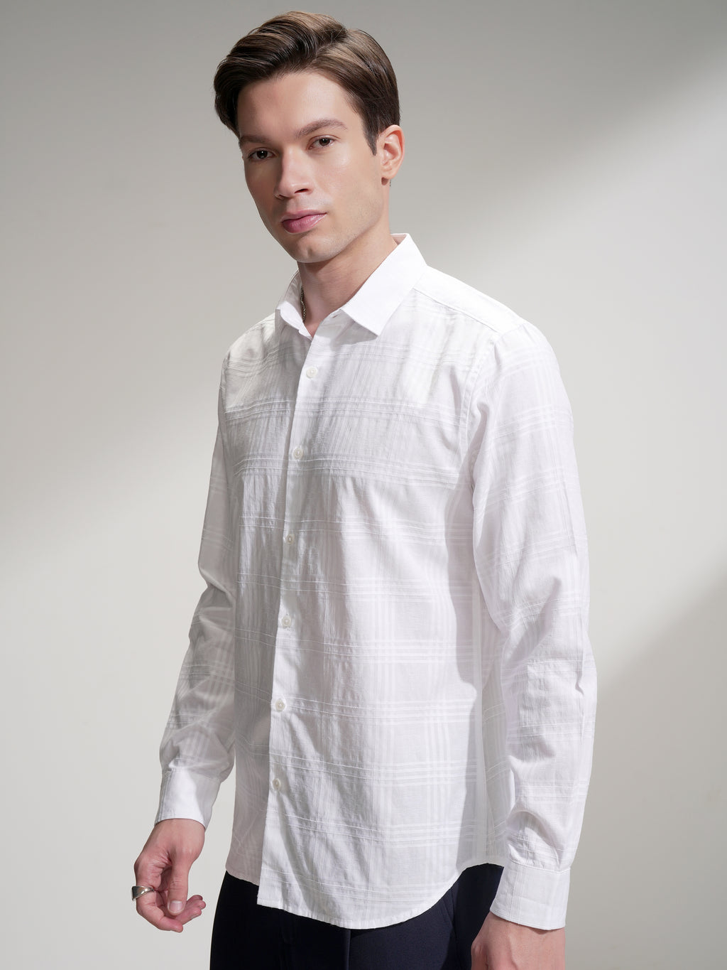 Locomotive Men White Checked Slim Fit Casual Shirt - White - Image 4