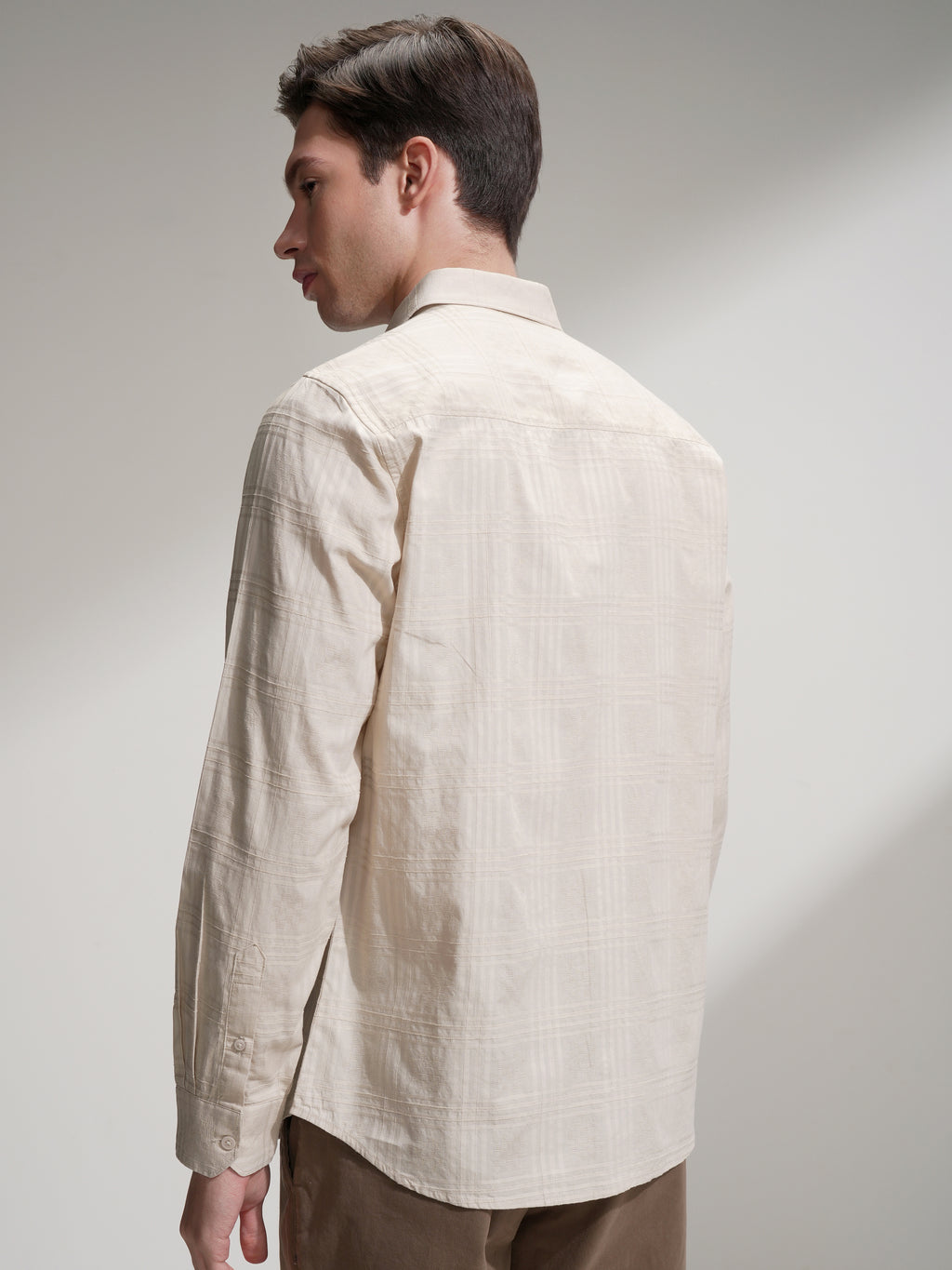 Locomotive Men Beige Self Design Slim Fit Casual Shirt - Beige - Image 3