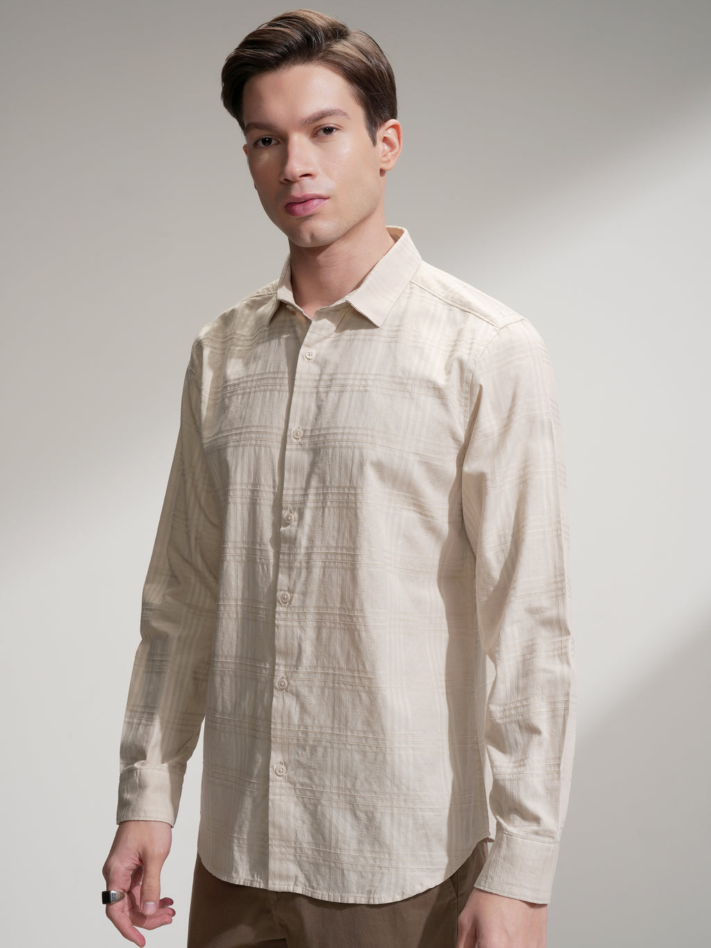 Locomotive Men Beige Self Design Slim Fit Casual Shirt - Beige - Image 4