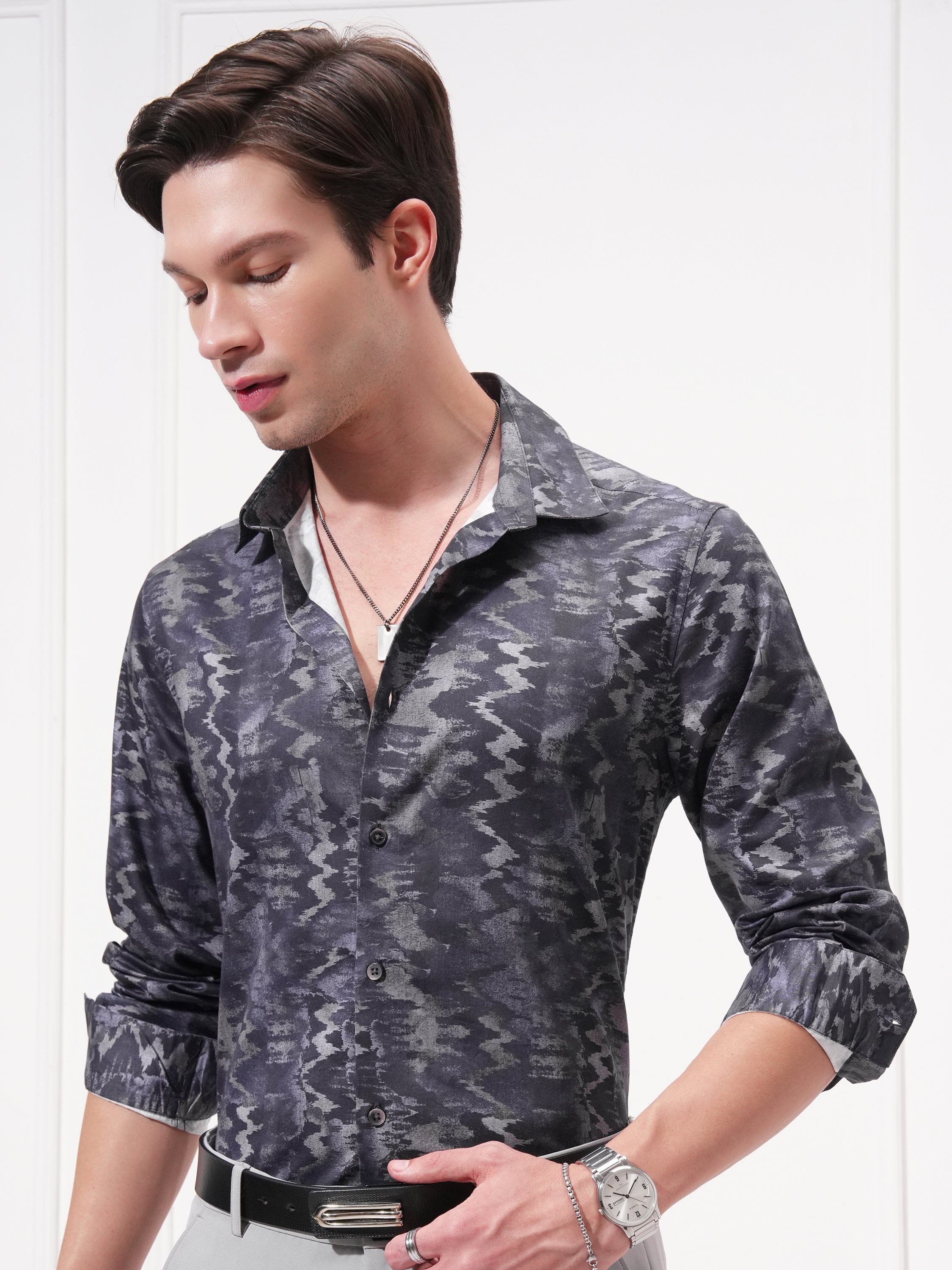 Locomotive Men Navy Blue Printed Slim Fit Casual Shirt - Navy Blue - Image 1