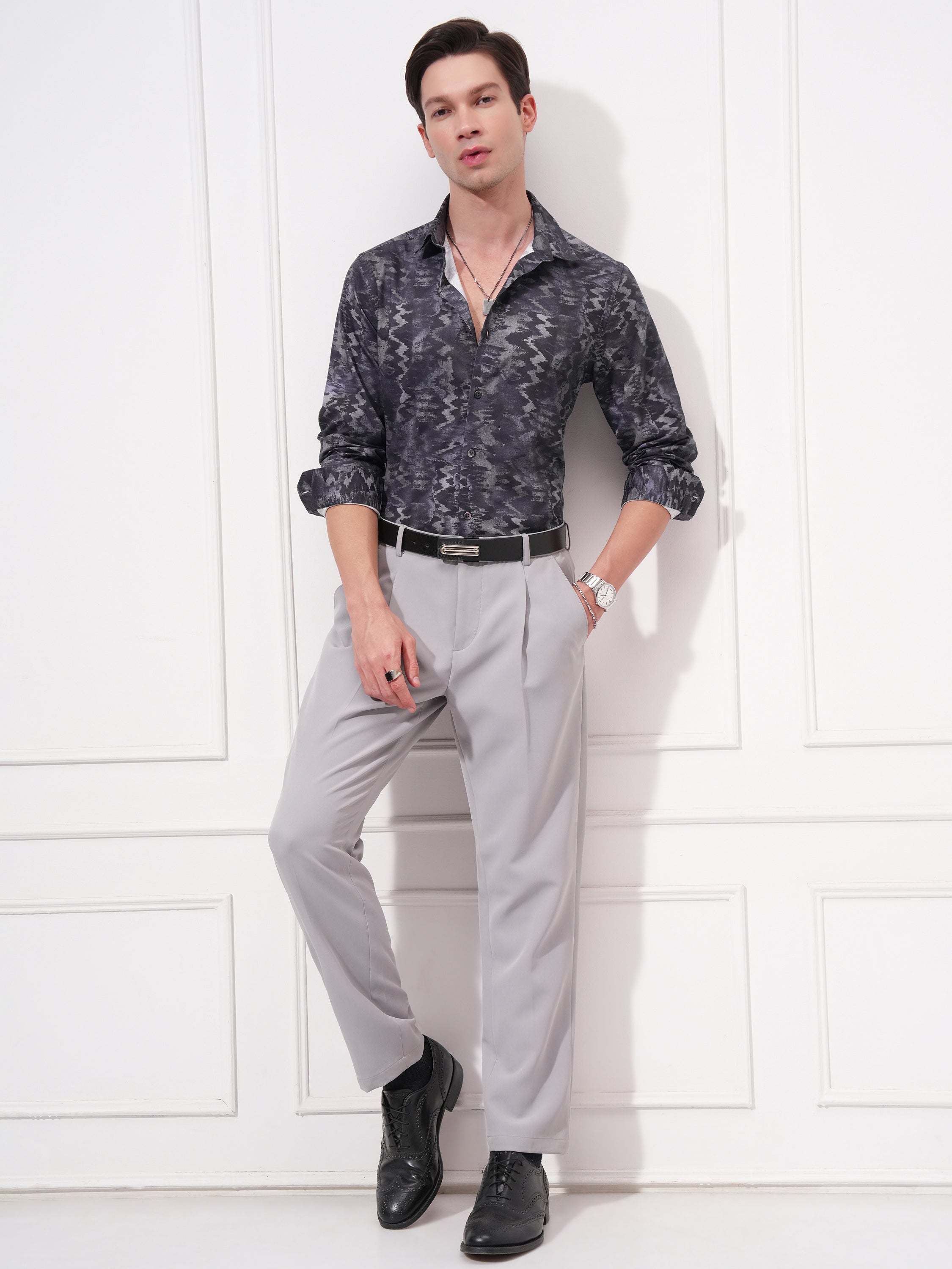 Locomotive Men Navy Blue Printed Slim Fit Casual Shirt - Navy Blue - Image 2