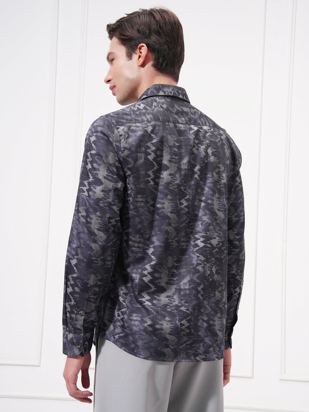 Locomotive Men Navy Blue Printed Slim Fit Casual Shirt - Navy Blue - Image 3
