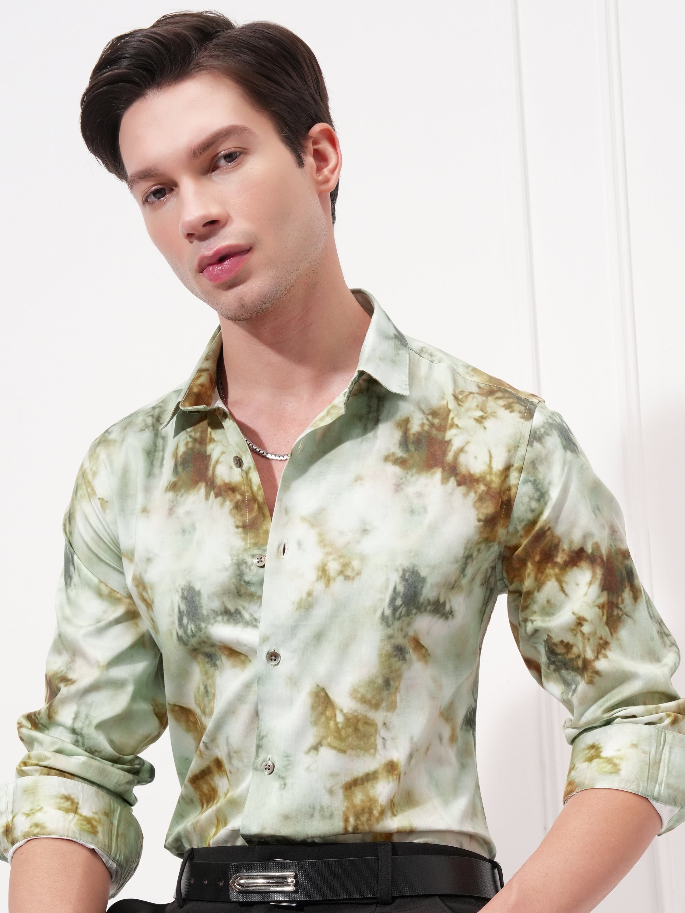 Locomotive Men Olive Printed Slim Fit Casual Shirt - Olive - Image 1