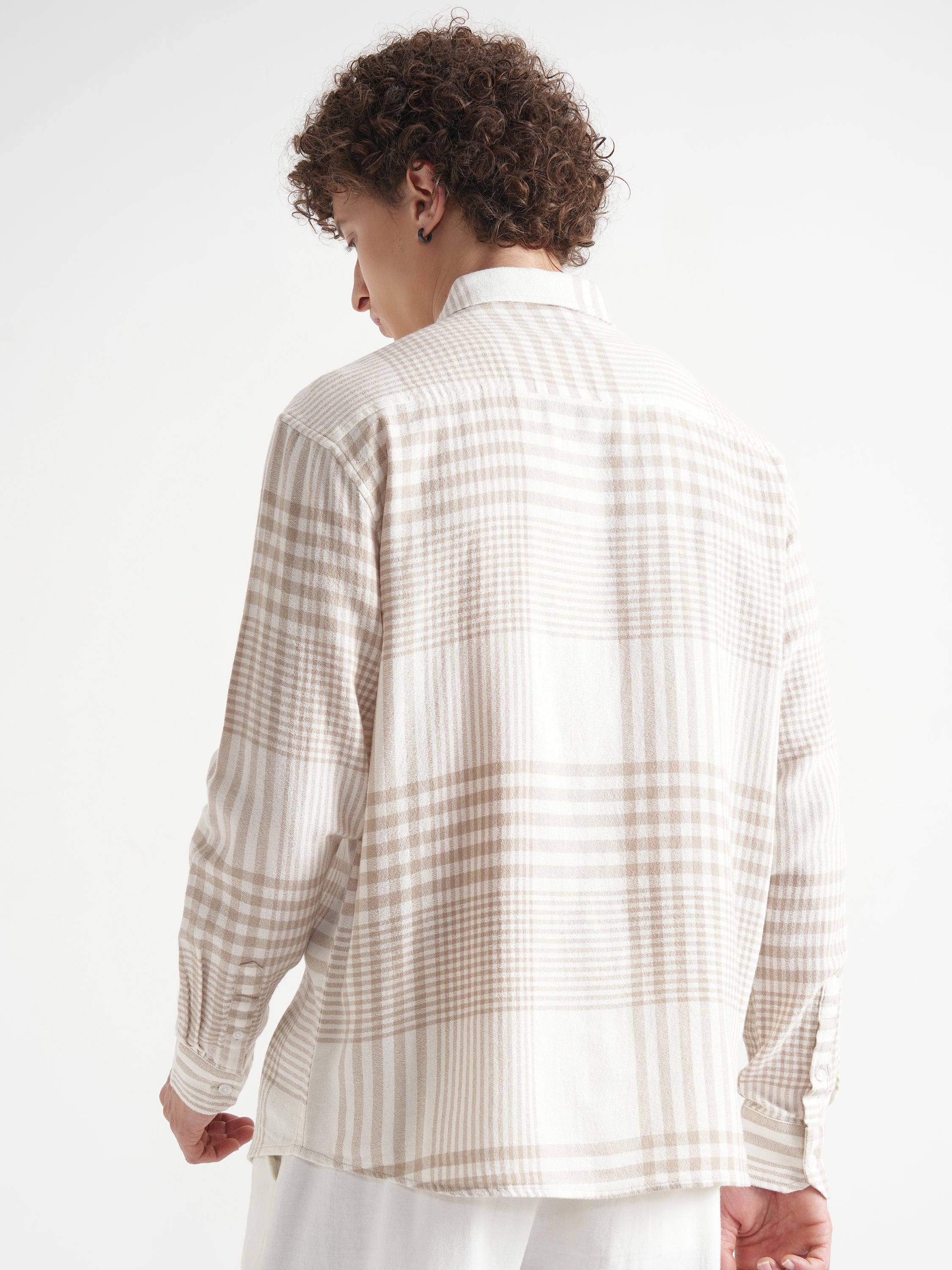 Locomotive Men Beige Checked Relaxed Fit Casual Shirt - Beige - Image 3