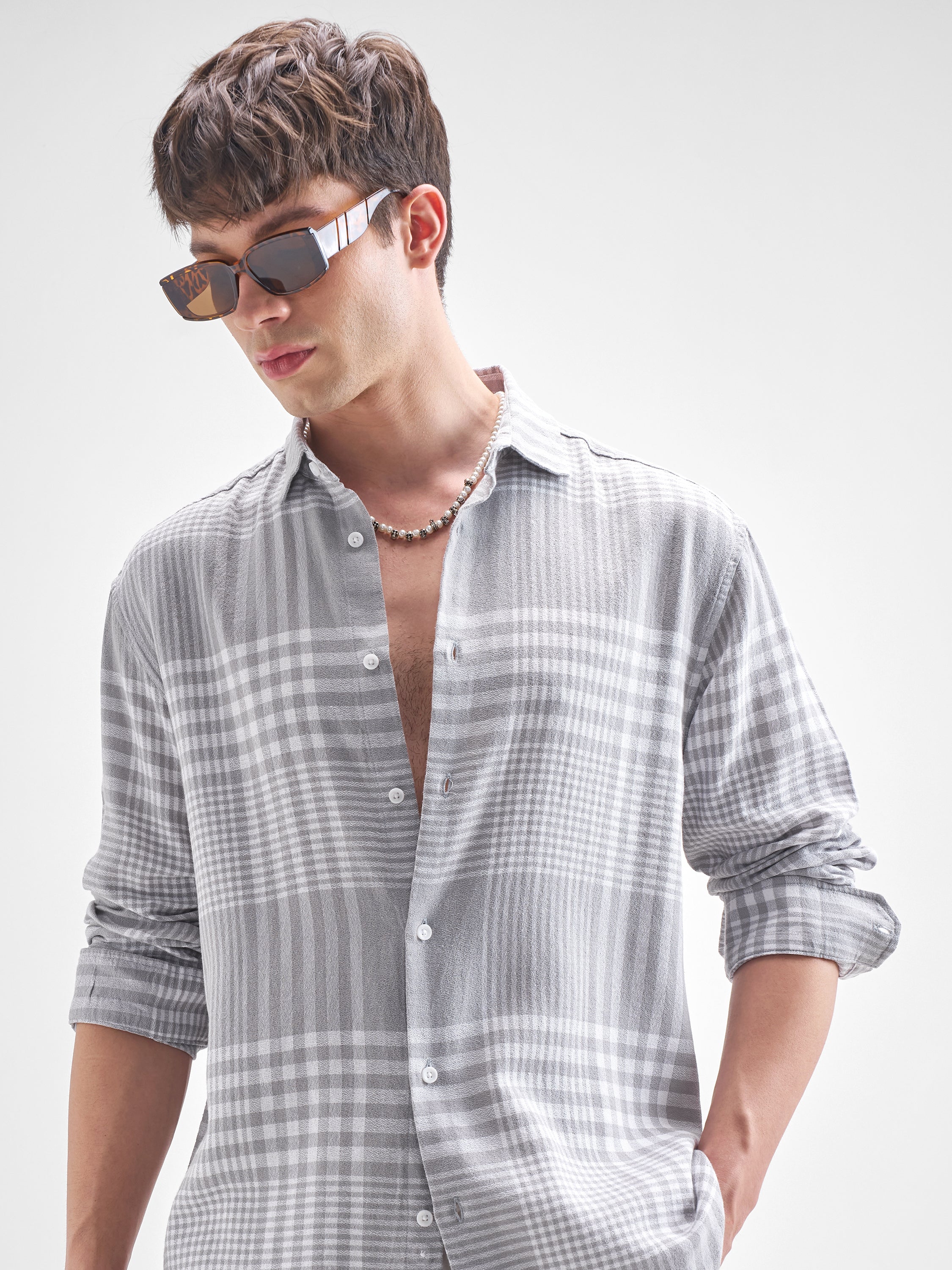 Locomotive Men Grey Checked Relaxed Fit Casual Shirt - Grey - Image 1