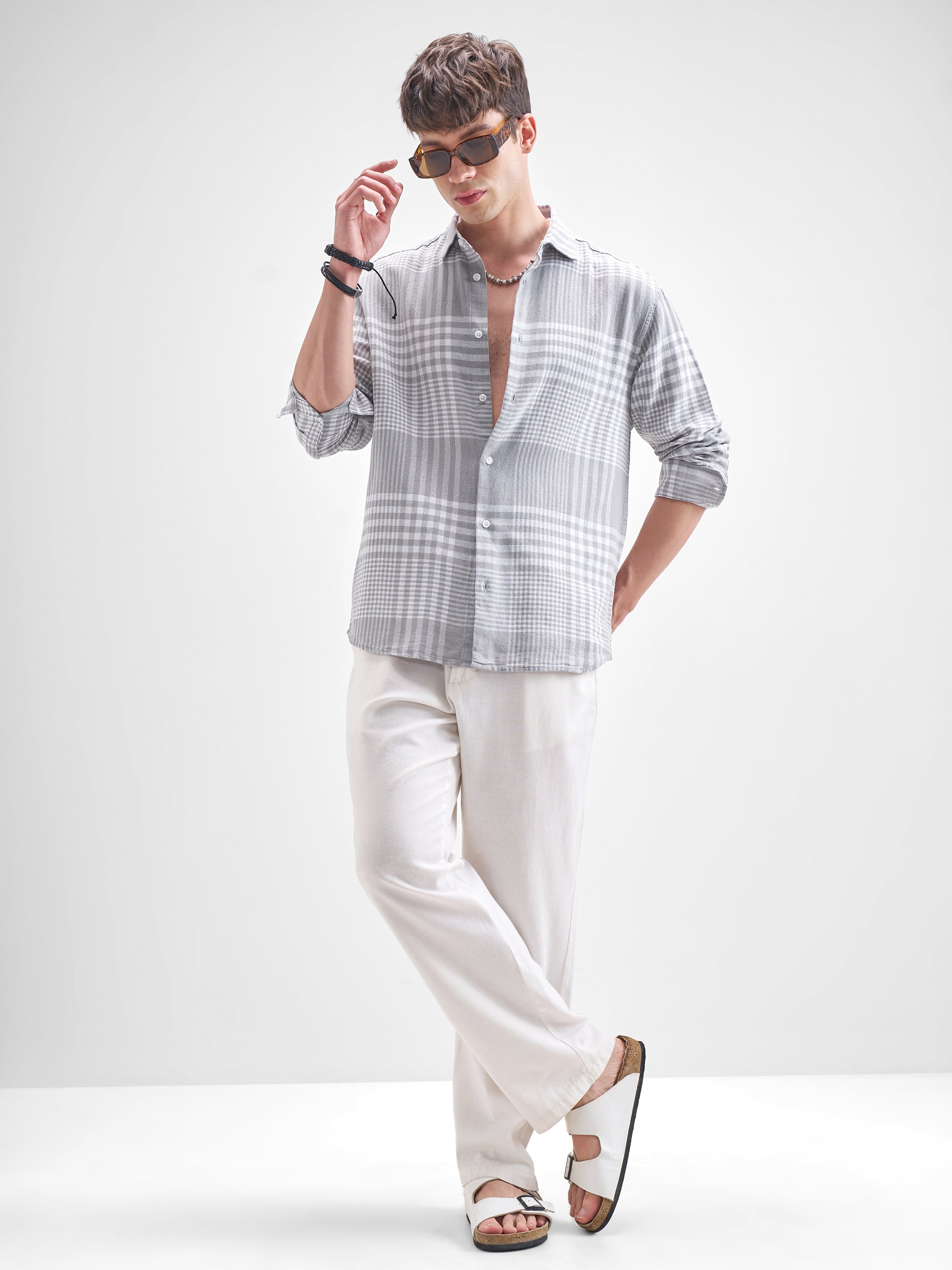 Locomotive Men Grey Checked Relaxed Fit Casual Shirt - Grey - Image 2