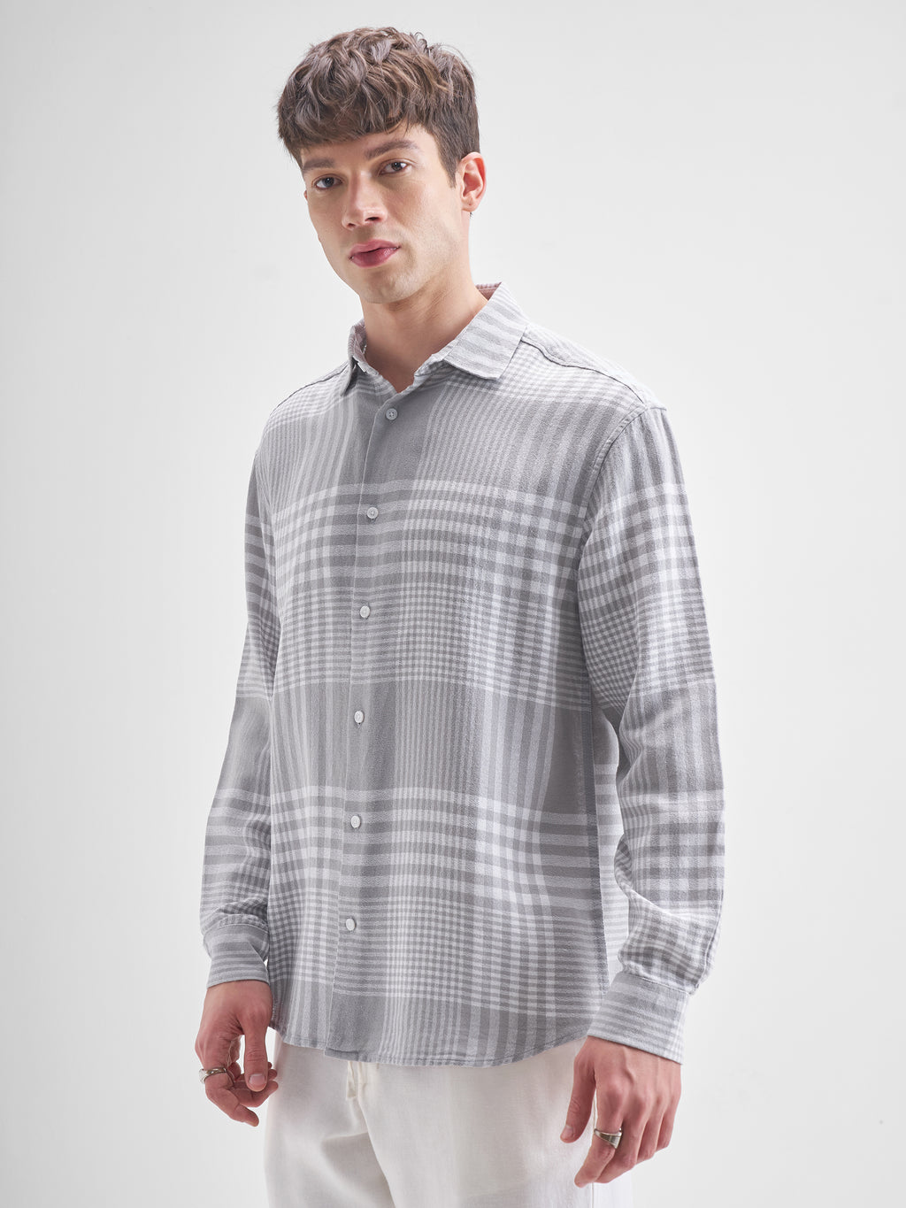 Locomotive Men Grey Checked Relaxed Fit Casual Shirt - Grey - Image 4