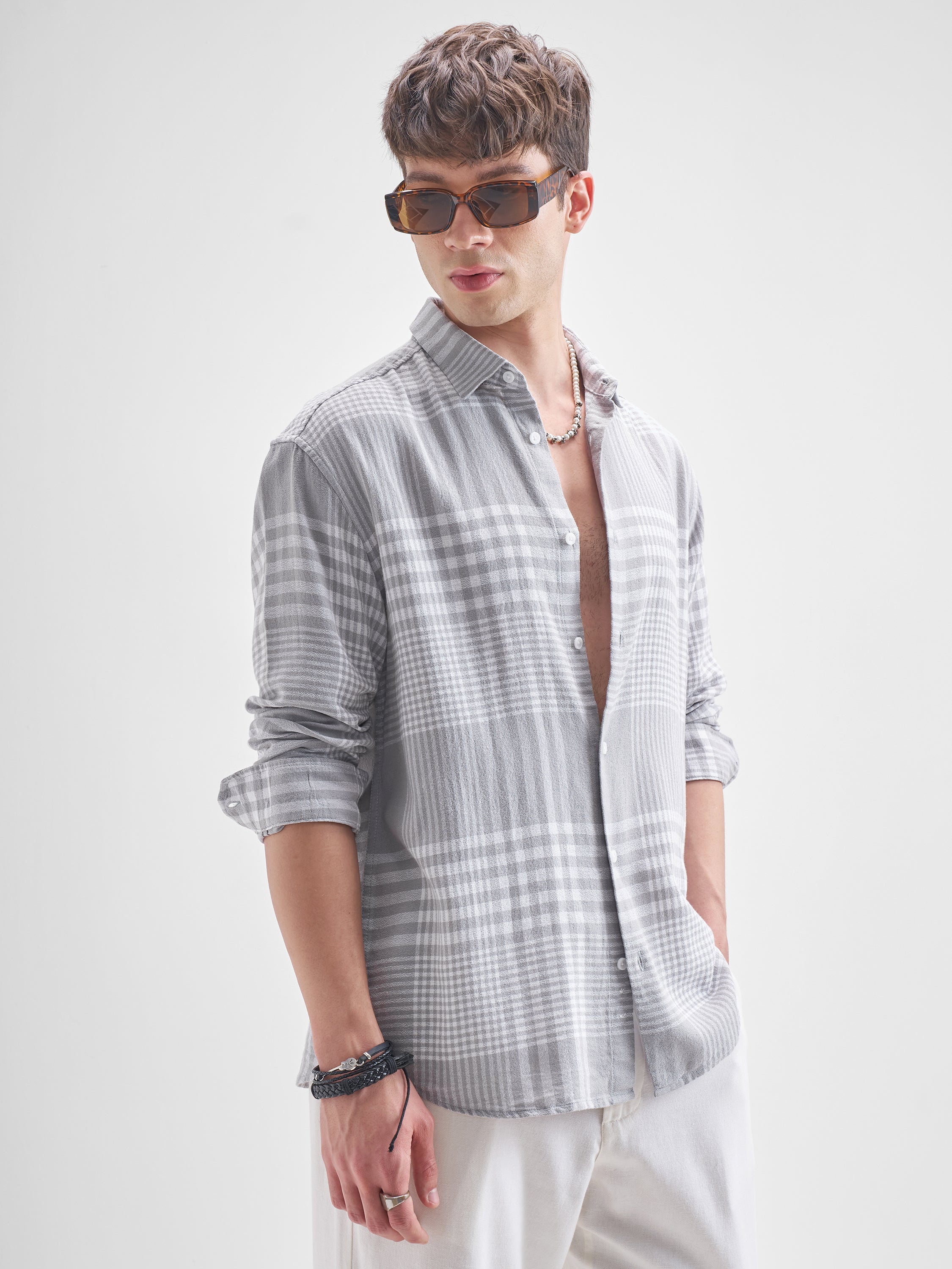 Locomotive Men Grey Checked Relaxed Fit Casual Shirt - Grey - Image 6