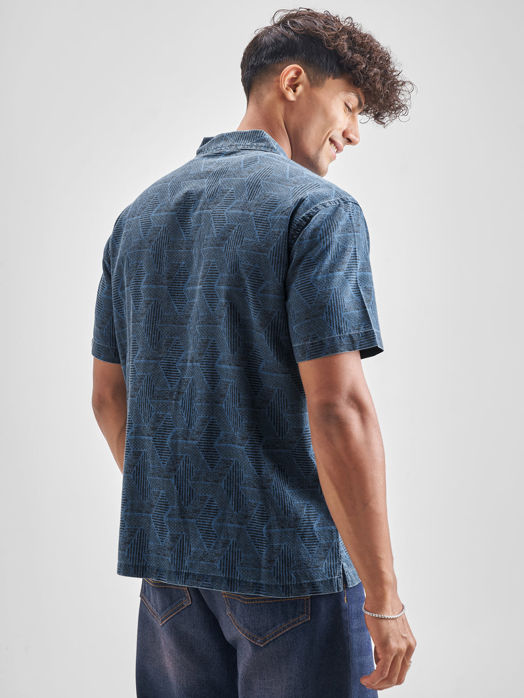 Locomotive Men Blue Printed Relaxed Fit Casual Shirt - Blue - Image 3